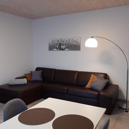 Erdgeschoss-Appartement Mit Seeblick Ahrensbok المظهر الخارجي الصورة