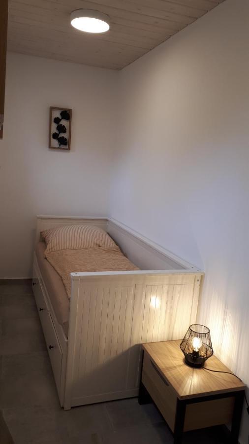 Erdgeschoss-Appartement Mit Seeblick Ahrensbok المظهر الخارجي الصورة